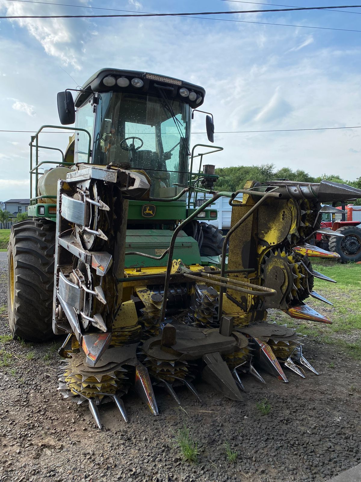 PICADORA JD 7350
